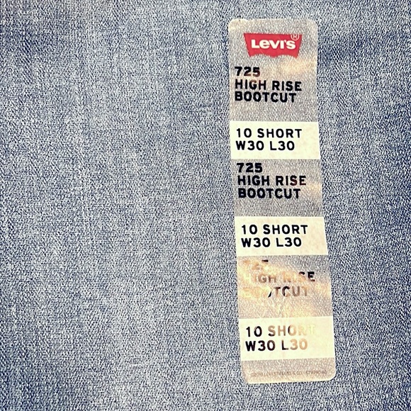 Levi’s 725 High Rise Bootcut, 30x30 - Picture 12 of 14